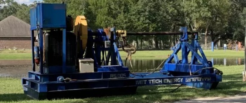 Wet Tech RS-005 spooling unit with Detroit diesel power unit and reel stand